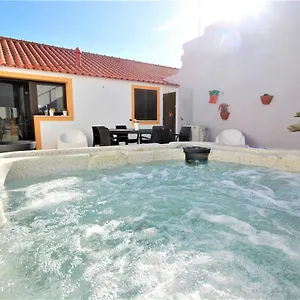 Holiday home - Mar - Private Outdoor Jacuzzi - Wifi & Airco - By Bedzy, Albufeira